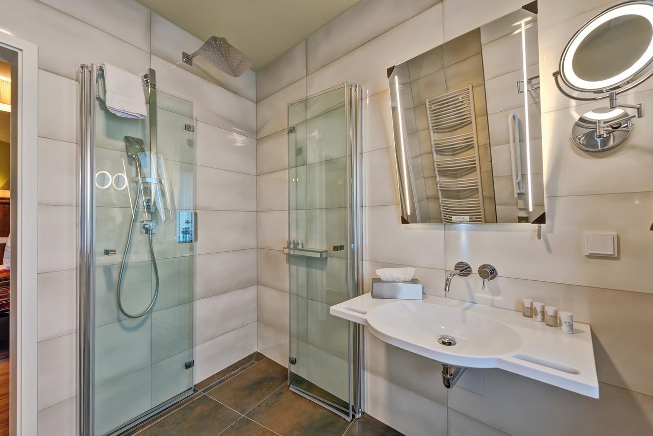 Deluxe Doppelzimmer mit Blick auf den Innenhof